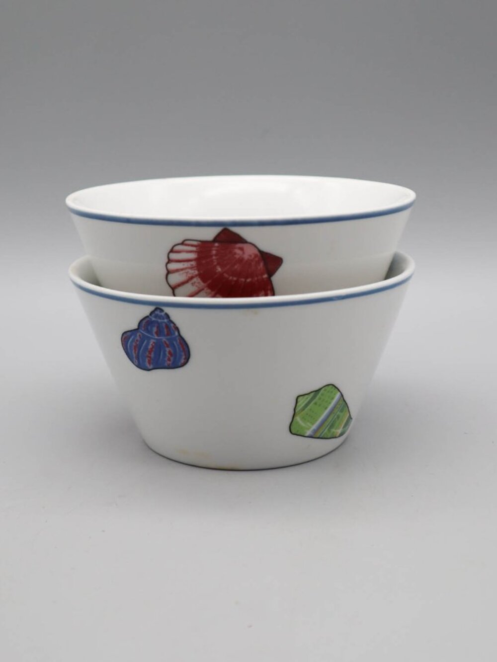 2 Studio Nova Beach Parade Porcelain Fruit Dessert Bowls 5 1/8" Seashell Coastal